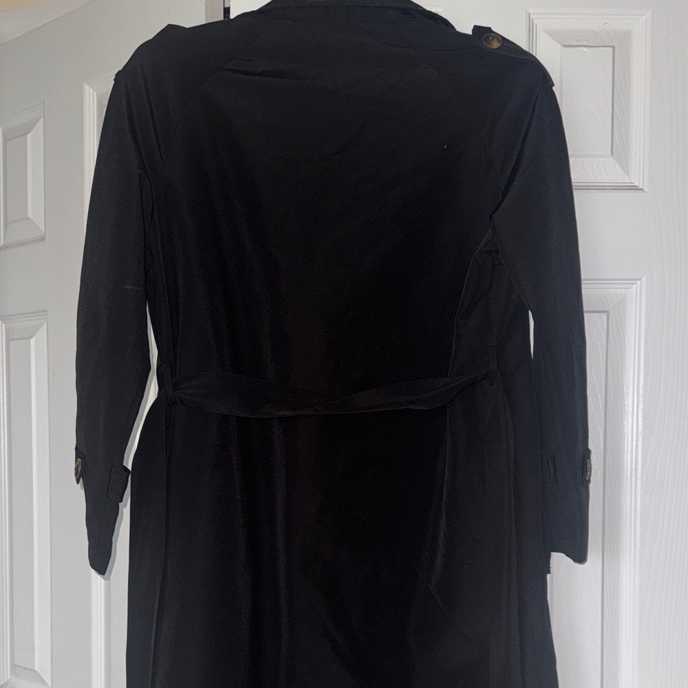 PrettyLittleThing Black Jacket with Logo Label - Picture 9 of 10